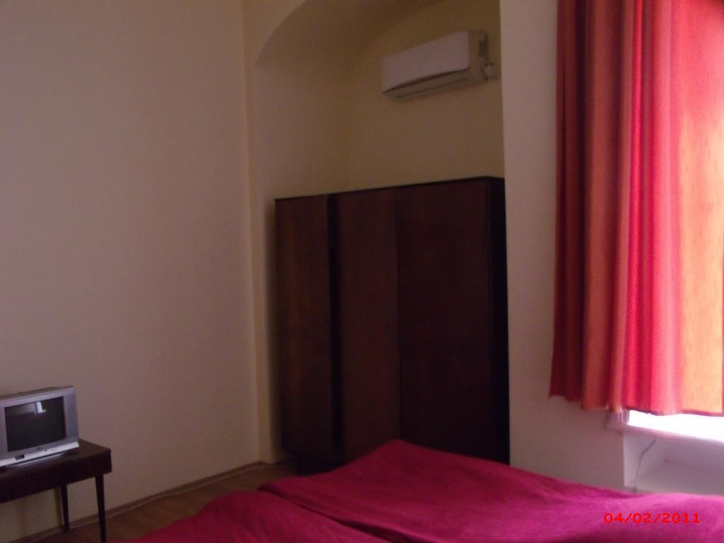 Golden Lion Hotel ซิคนาคี ภายนอก รูปภาพ